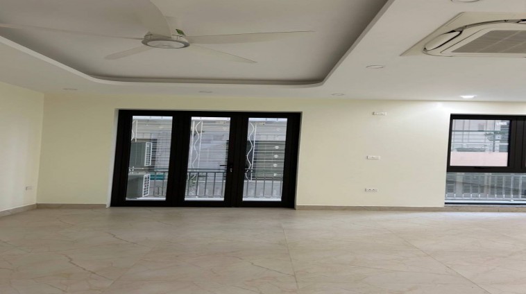 CHO THUÊ NHÀ NGUYÊN CĂN THANG MÁY LÀM CÔNG TY, TT ĐÀO TẠO PHỐ THIÊN HIỀN, NAM TỪ LIÊM